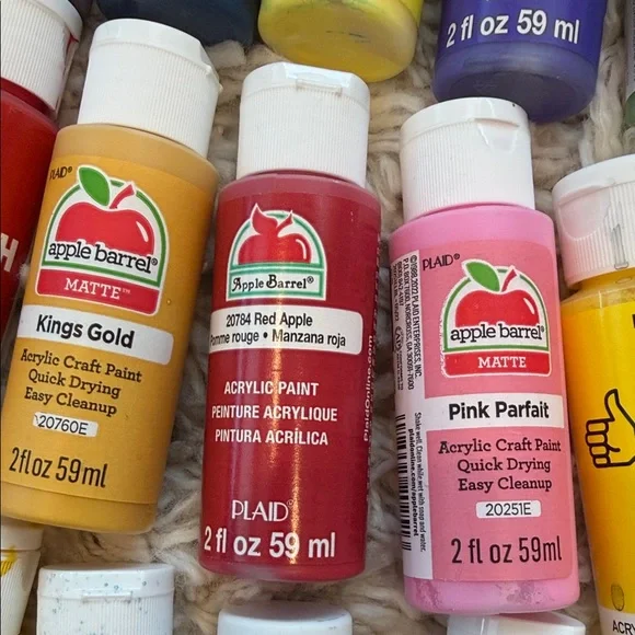 Set of 22 acrylic paints - Picture 5 of 8